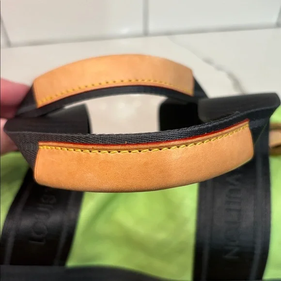 Louis Vuitton Cheche Gypsy Handbag Monogram Jacquard GM 💚 🖤